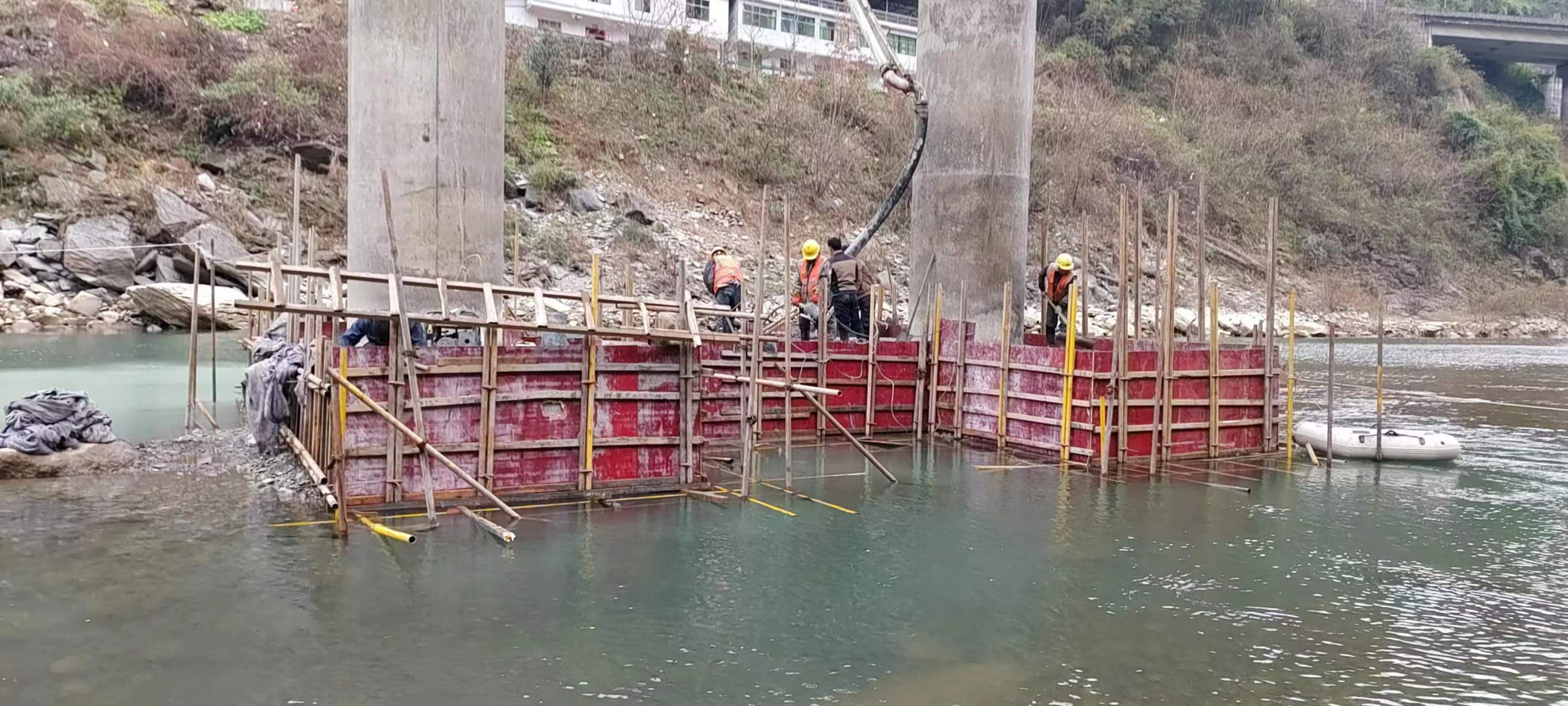 海南水利工程施工中堤坝渗漏原因以及防渗加固技术